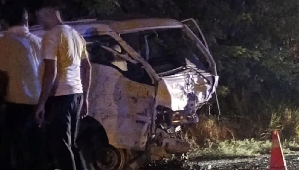 mersinde hatali sollama kazaya neden oldu bir olu sekiz yarali TFwgHCKq