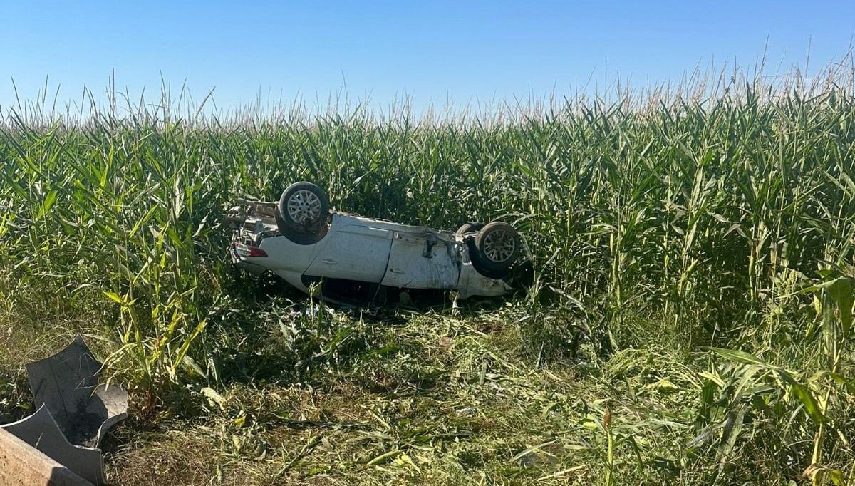 otomobil takla atarak misir tarlasina uctu 1 olu 1 yarali 5DKi5uas