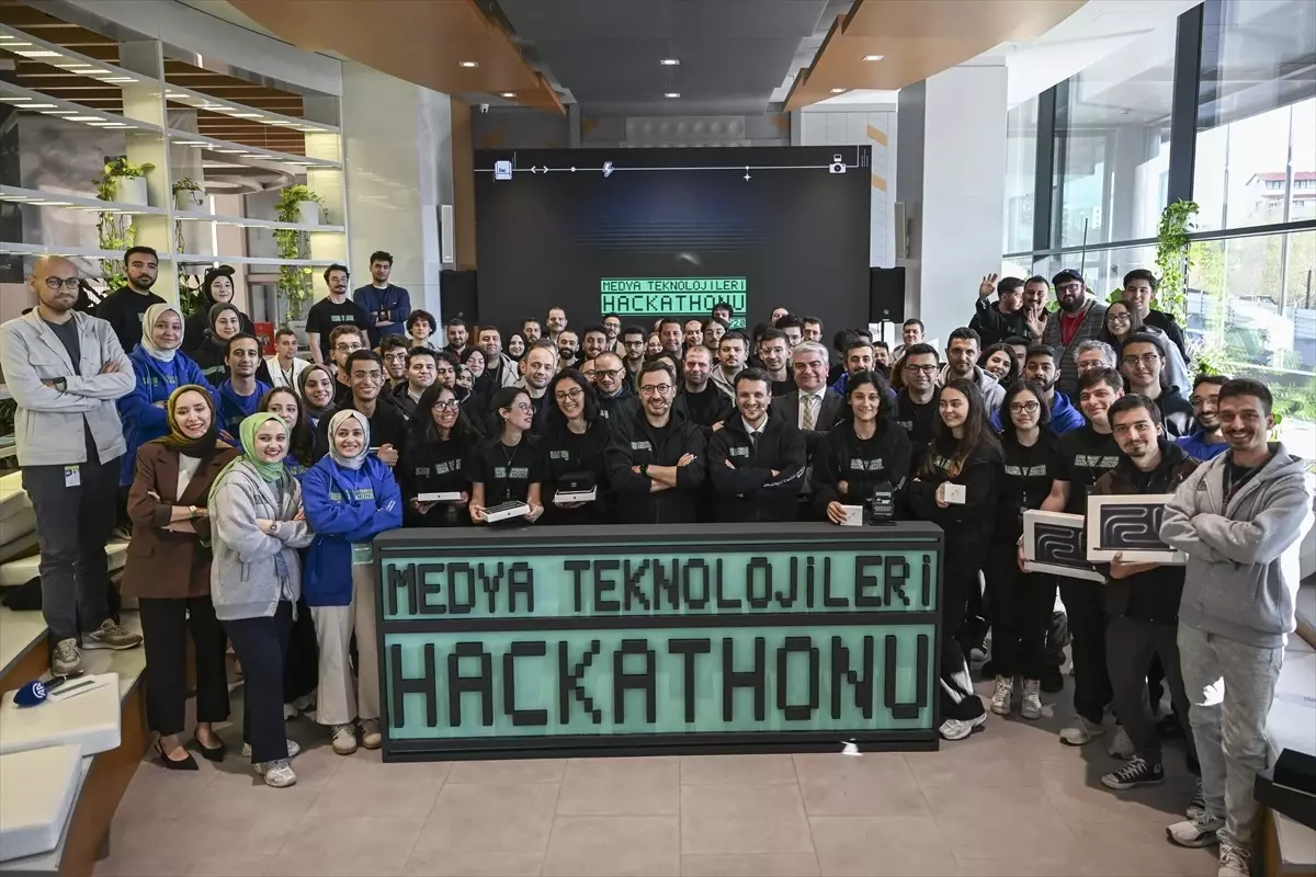 aa medya teknolojileri hackathonu v20 odul toreni 2 XeBKljEK.jpg