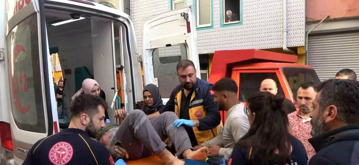 kocaelide trafo bakiminda elektrik akimina kapilan isci agir yaralandi Xmm11VgK