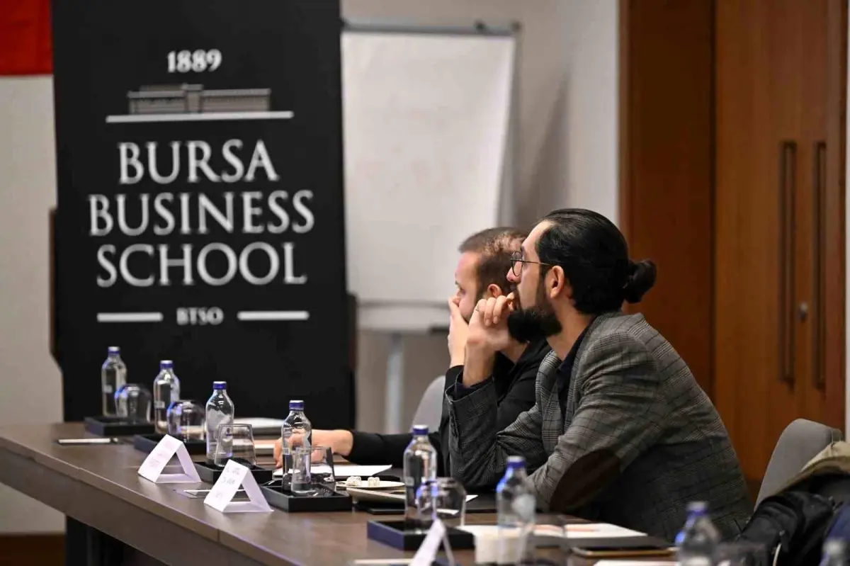 bursa business schoolda satis ve pazarlama egitimi 6RXe8aci.jpg