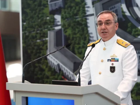 Msb nato zirvesinde turkiyenin savunma sanayii ve guvenlik vizyonu one cikti TRdrPlH4